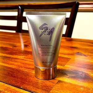 Monat Studio One - Blow Out Cream with Rejuveniqe